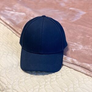 Aritzia Wilfred Crest Baseball Hat